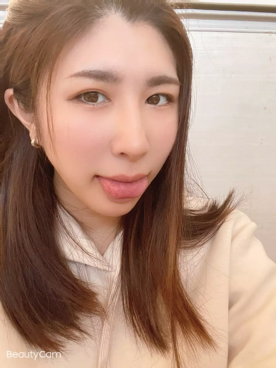 あい