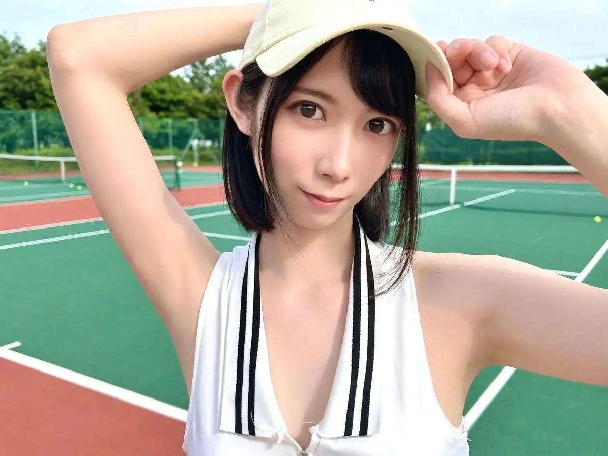 小鳥遊ふうか
