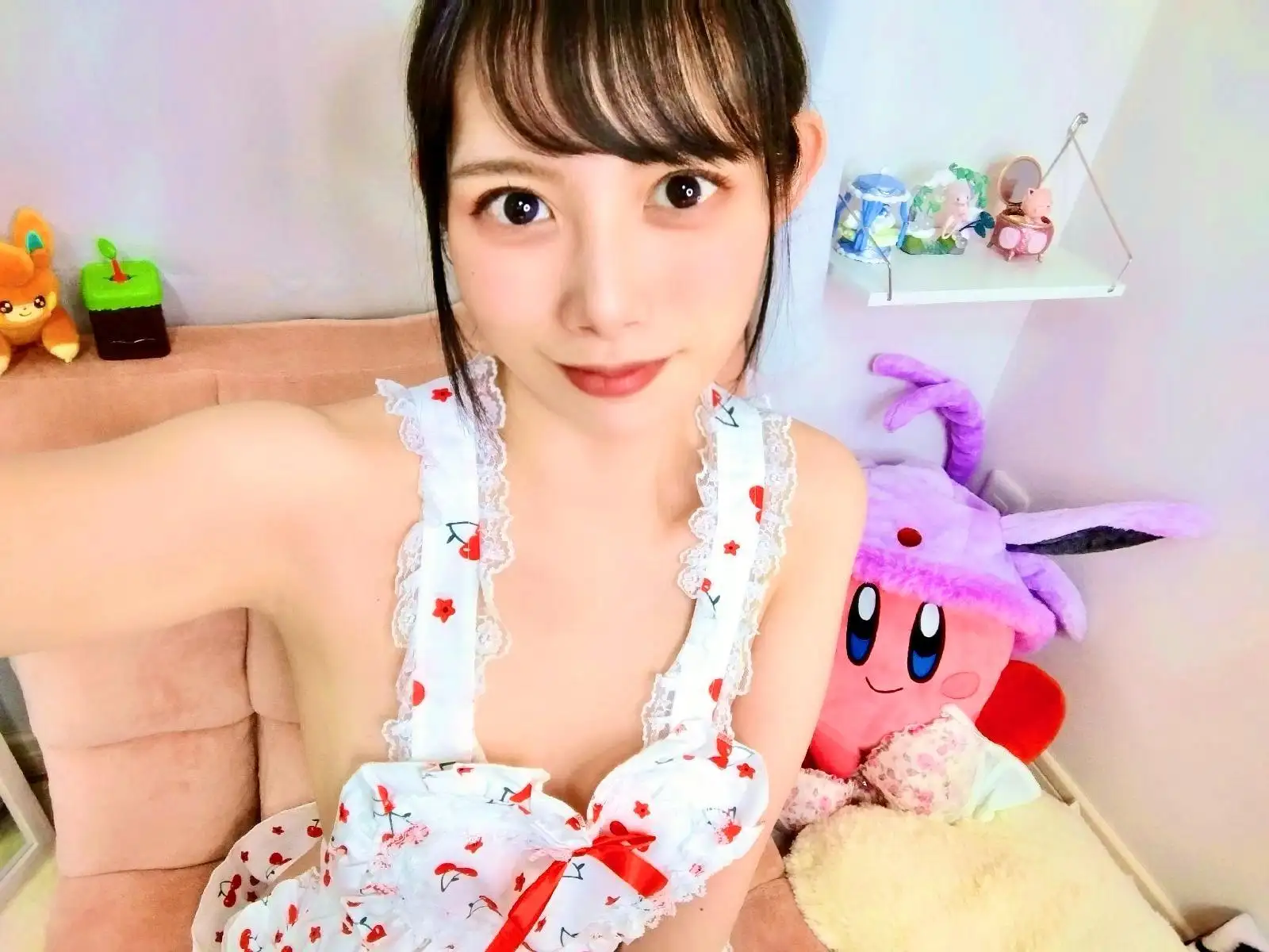 小鳥遊ふうか