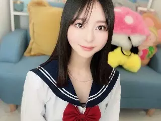 ももな