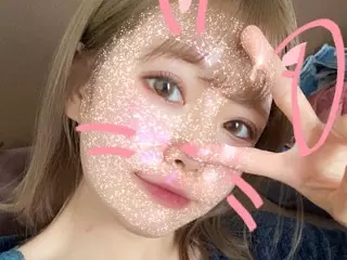 a girl from angel-live https://picture.angel-live.com/images/p5-373454059