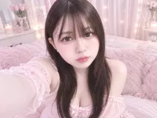まお*/;*
