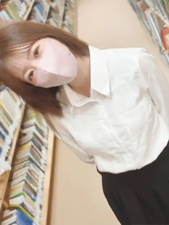 毬奈まりな