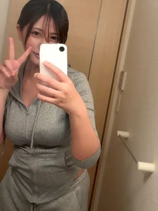 みい