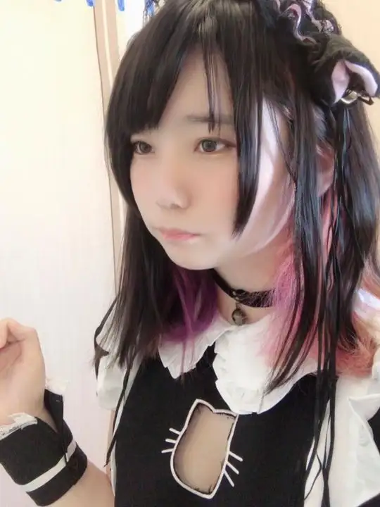 めありのサムネイル